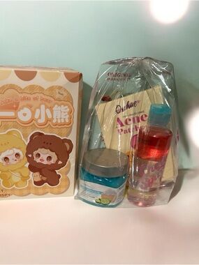 Assorted Women’s Skincare & Body Care Gift Set - Blue & Pink baby three bundle